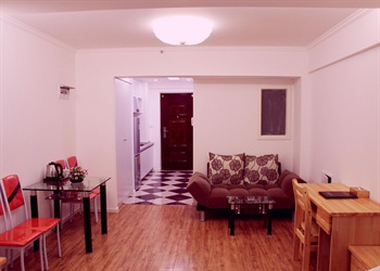 豪华大床观景套房